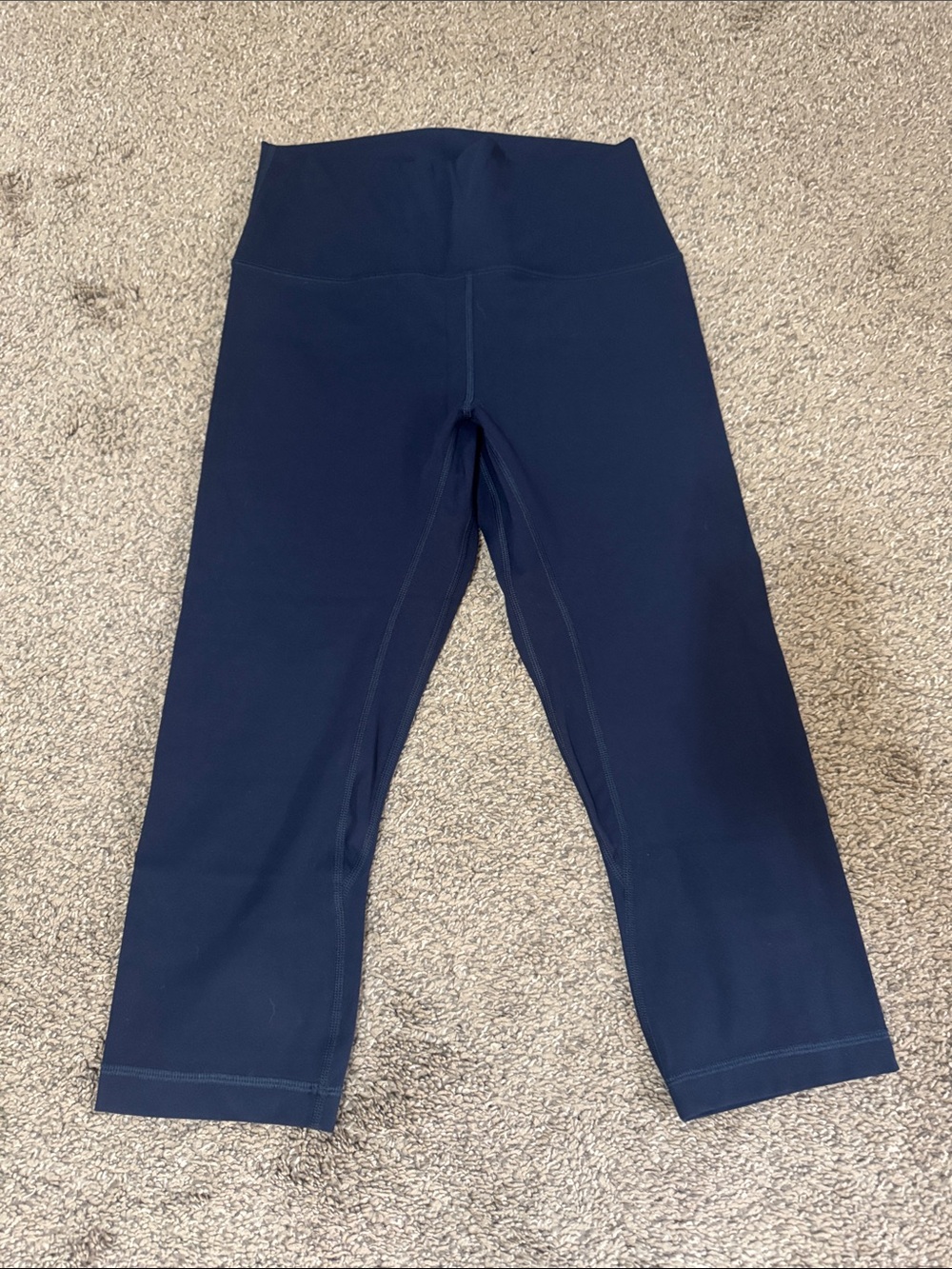 HeyNuts Capri Leggings